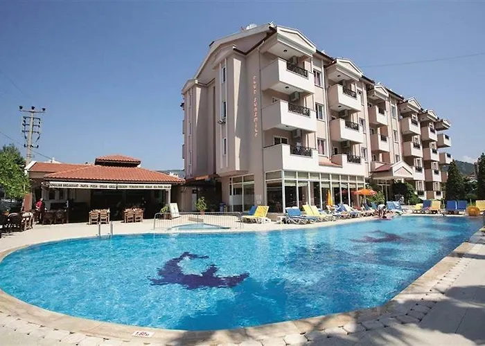 Club Sunsmile Apartahotel 3*