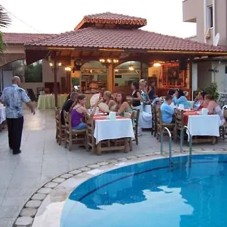 Club Sunsmile Lägenhetshotell Marmaris