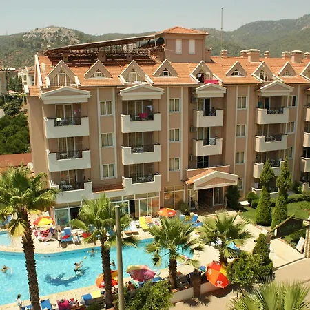 Club Sunsmile Lägenhetshotell 3*