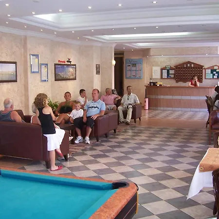 Club Sunsmile Lägenhetshotell 3*